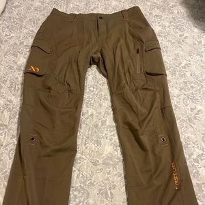 First Lite Obsidian Moreno pants